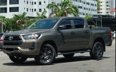 Toyota Hilux 2.4 PREMIUM SELECTION DOUBLE CAB 2023