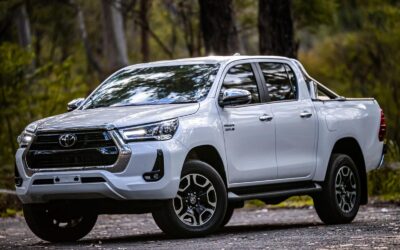 TOYOTA HILUX SR5 2022