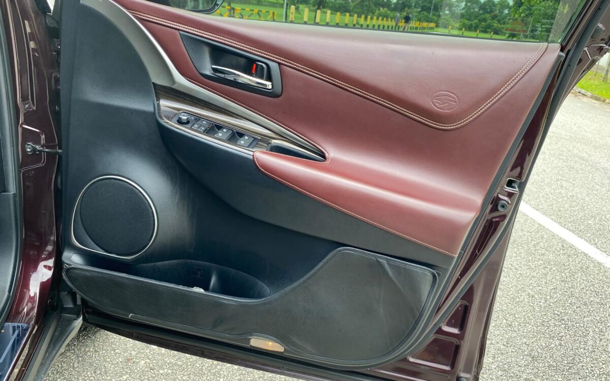 WhatsApp Image 2024-11-27 at 1.00.23 PM