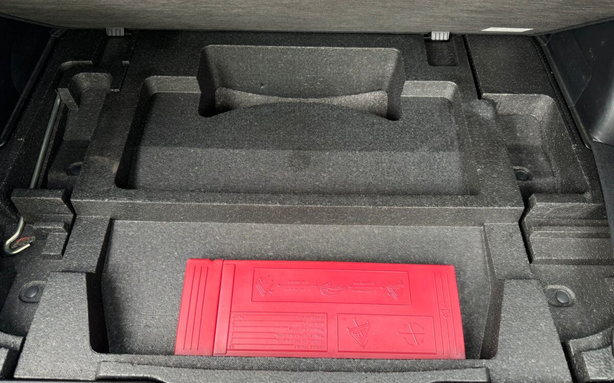 WhatsApp Image 2024-11-27 at 12.32.51 PM (2)