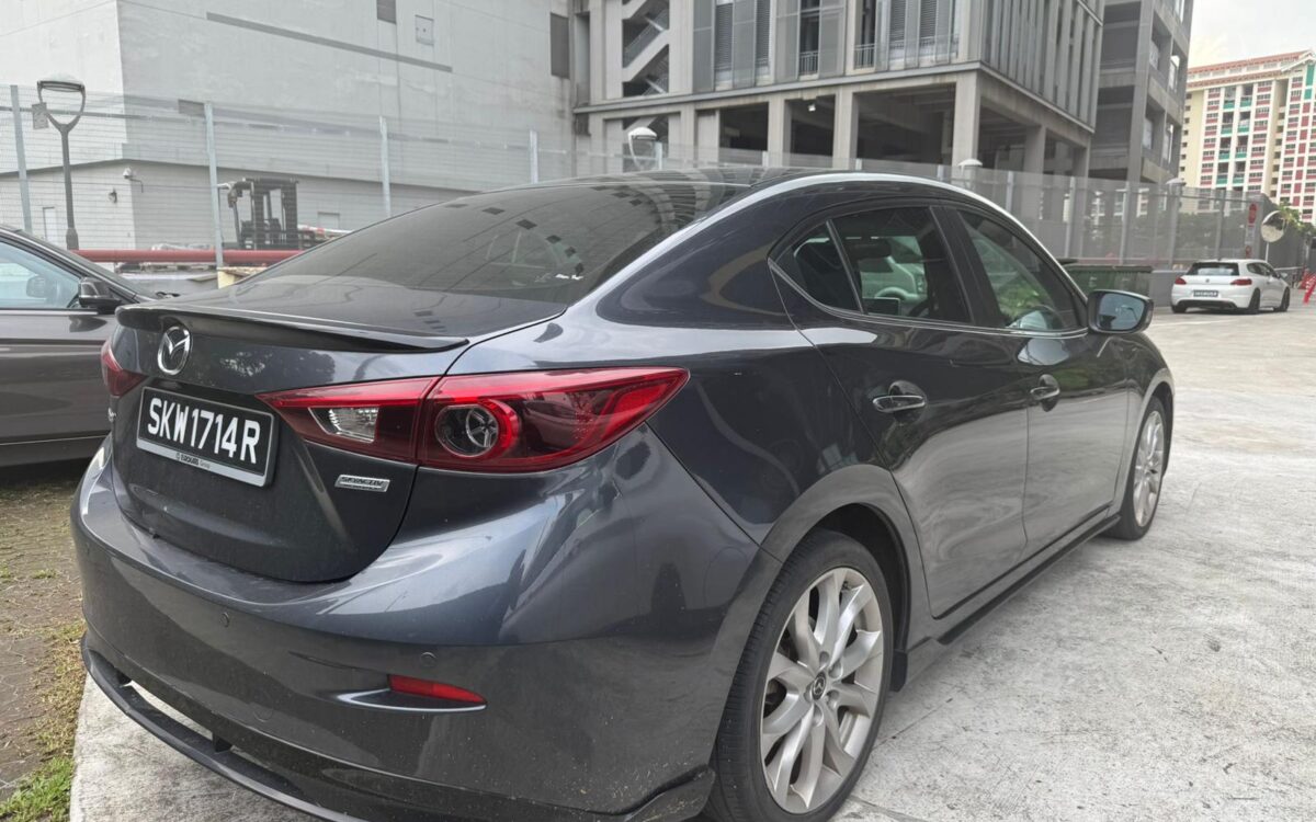 MAZDA 3 2015 (2)