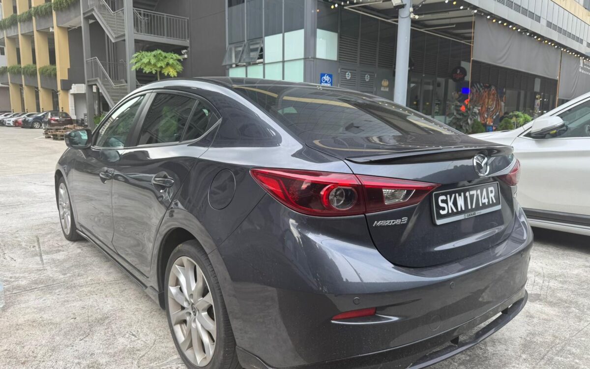 MAZDA 3 2015 (4)