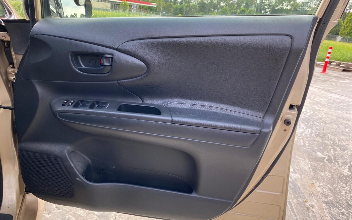 WhatsApp Image 2024-12-17 at 8.00.44 PM (3)