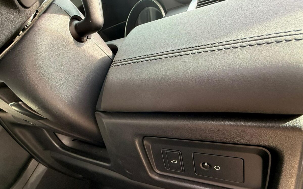 WhatsApp Image 2025-01-28 at 4.09.40 PM