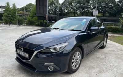 2015/15 Mazda3 Deluxe