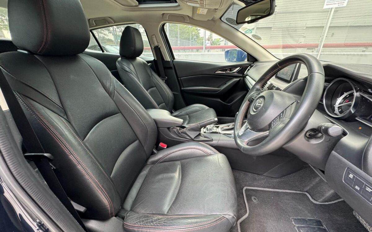 Mazda 3 (20)