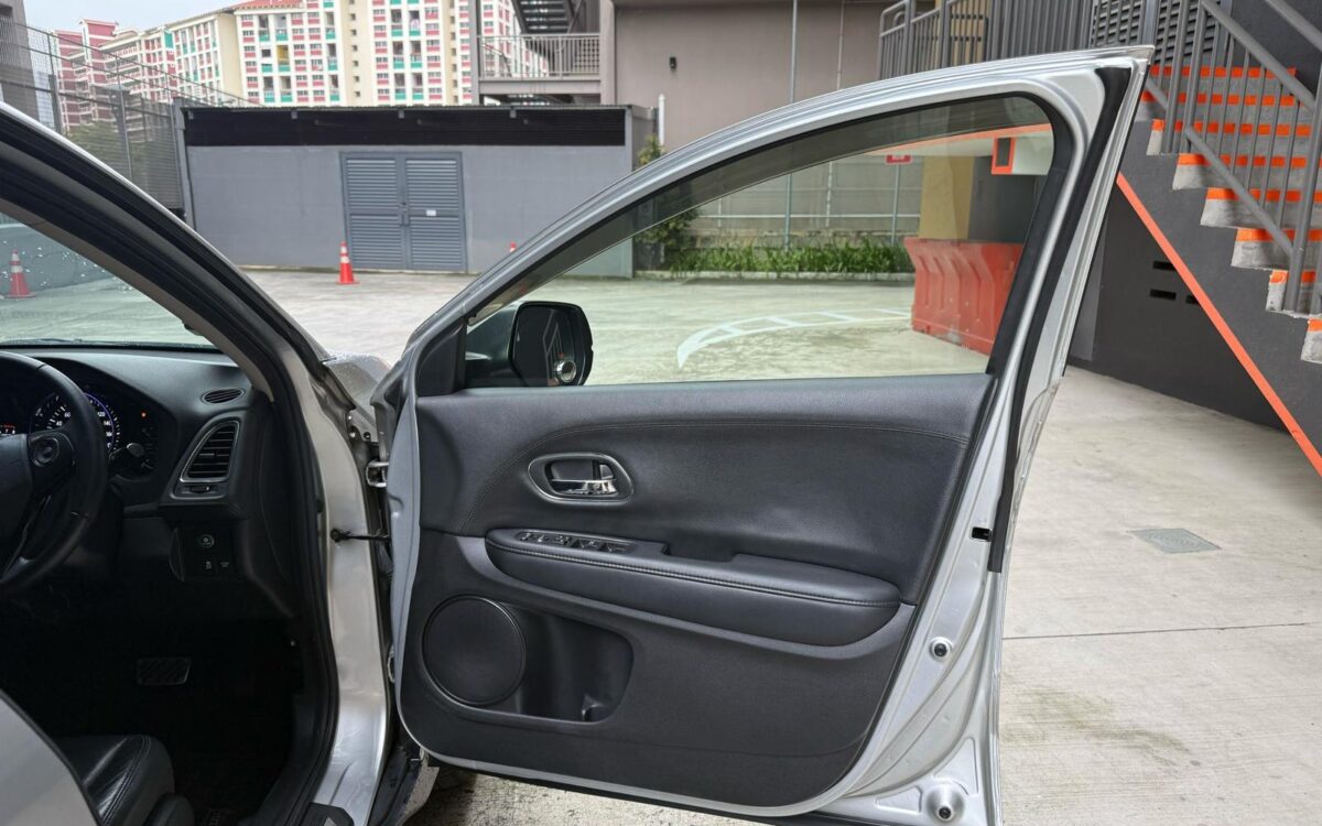 WhatsApp Image 2025-04-28 at 10.20.22 PM